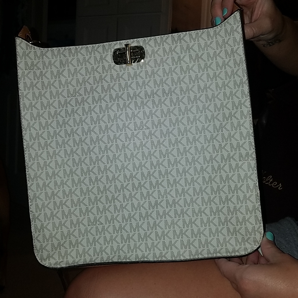 Michael Kors cross body